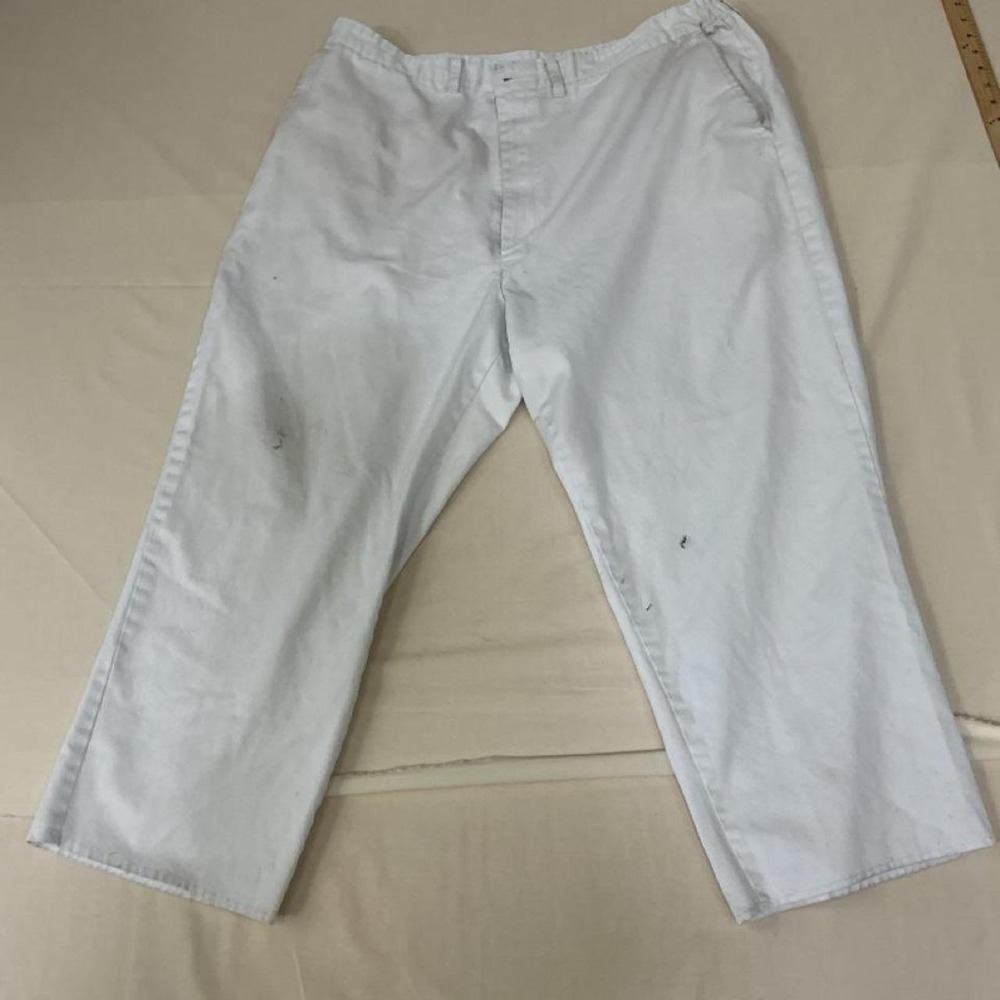 White‎ work pants with a durable utility-style design